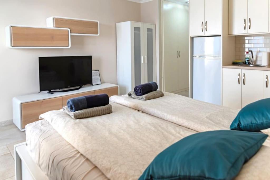First Line Ocean View Studio ปัวร์โตเดซานตีอาโก ภายนอก รูปภาพ
