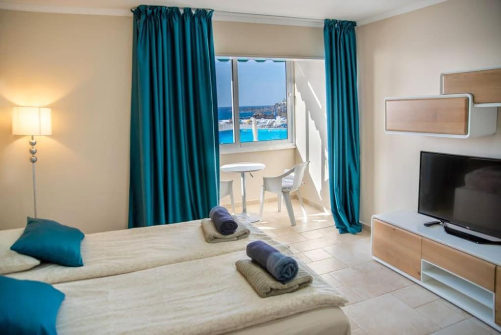 First Line Ocean View Studio ปัวร์โตเดซานตีอาโก ภายนอก รูปภาพ