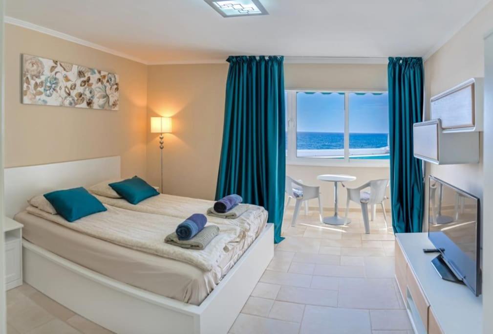 First Line Ocean View Studio ปัวร์โตเดซานตีอาโก ภายนอก รูปภาพ